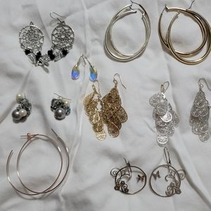 Lot of 9 pairs of earrings